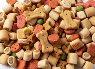 Dog treats don't typically list calories so knowing how many dog treats per day can be challenging.