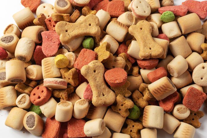 Dog treats don't typically list calories so knowing how many dog treats per day can be challenging.